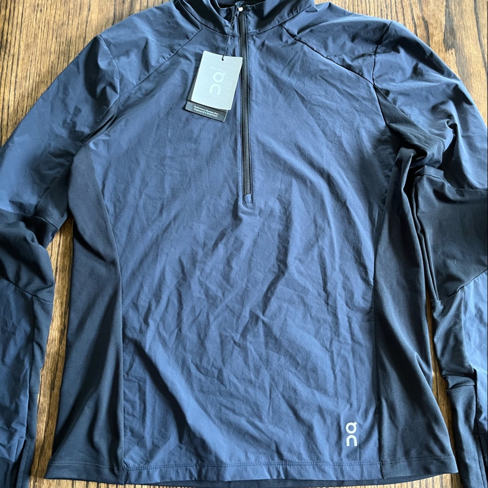 NWT On running shirt.